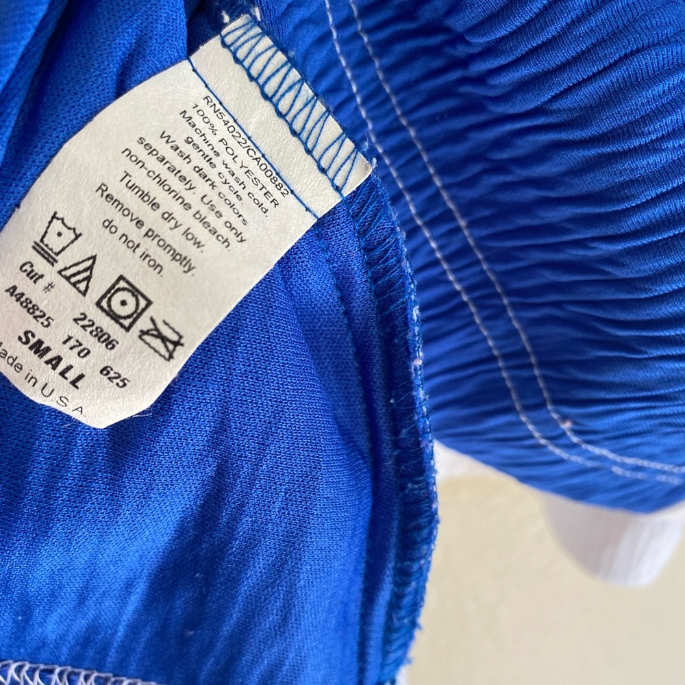 Size S Reversible Tank Top - Picture 7 of 7